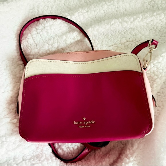 kate spade Handbags - kate spade Colorblock Pink & Cream Crossbody
